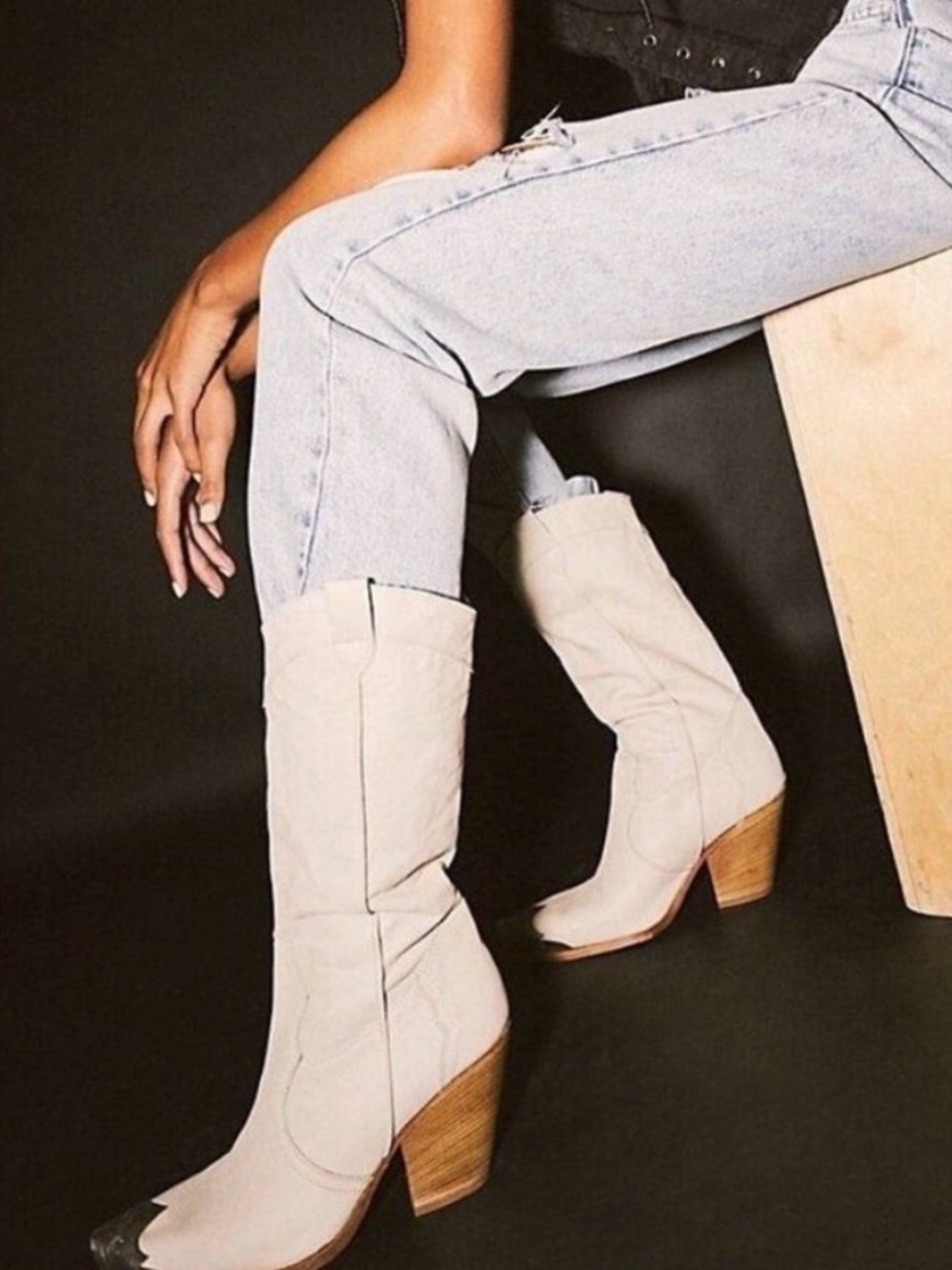 Free People Brayden
Mid Tall Leather Western Boot
Sz 38 Heel Toecap Cream